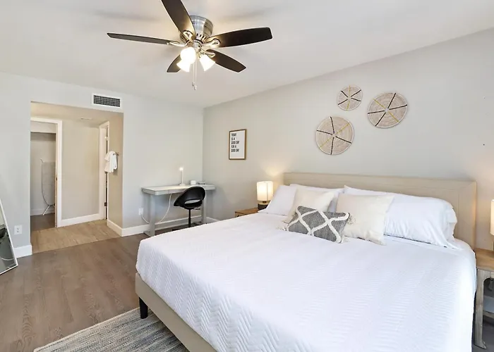 Pegasus - Modern Getaway With Pool & Game Tempe