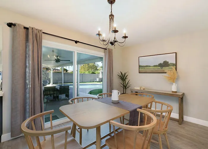 Pegasus - Modern Getaway With Pool & Game Tempe